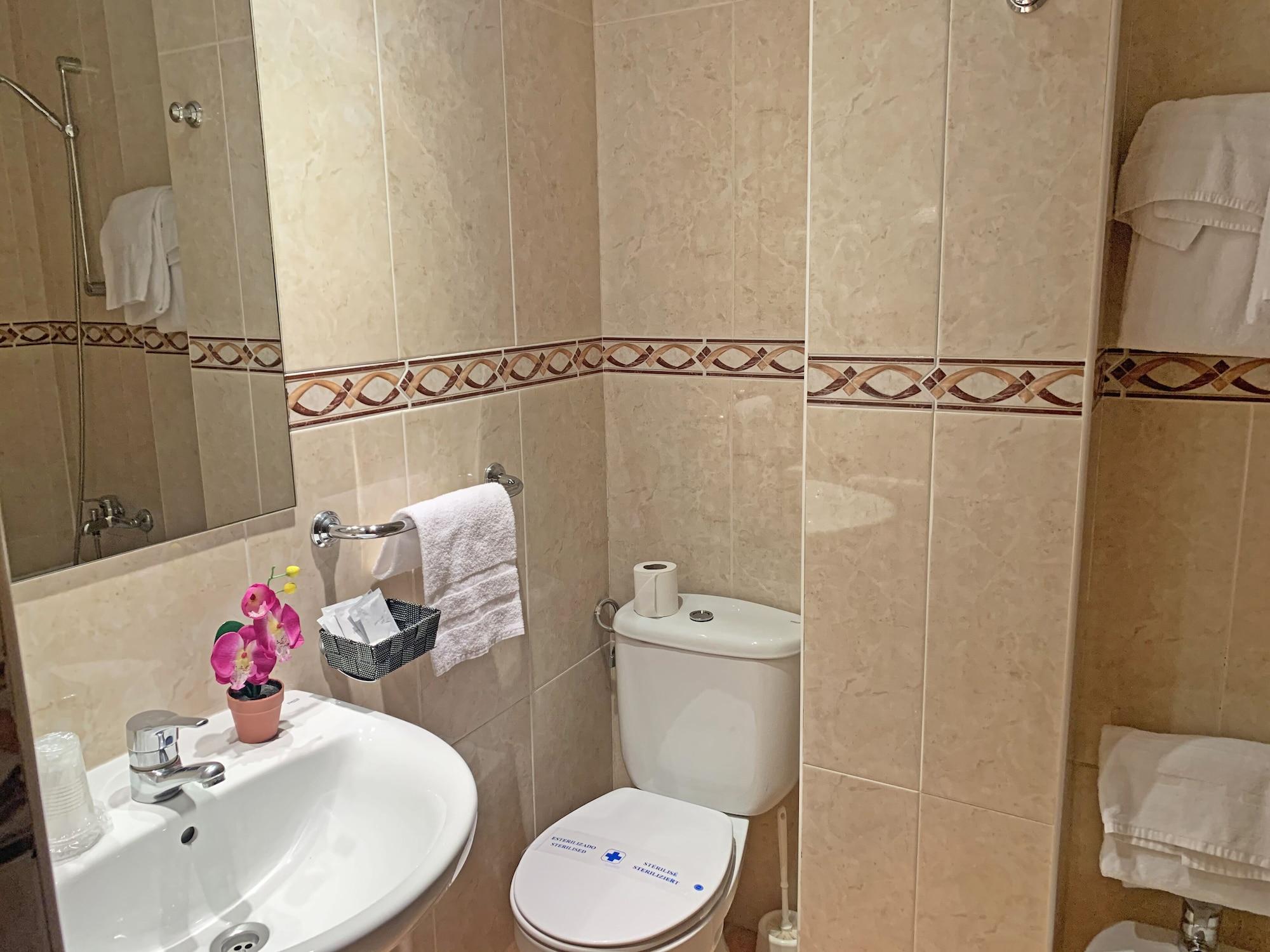 Hotel Antic La Cortinada Ngoại thất bức ảnh