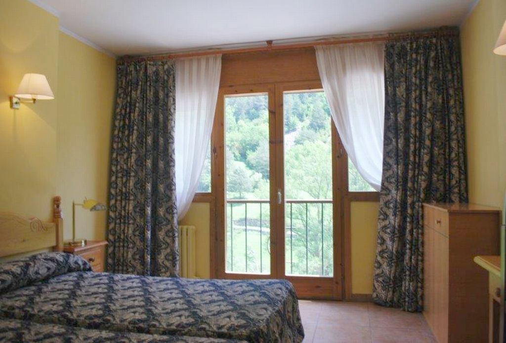 Hotel Antic La Cortinada Ngoại thất bức ảnh
